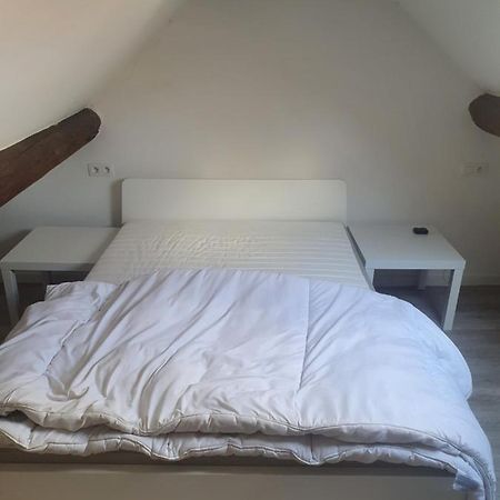B96 Appart 2 Bedrooms Bruselas Exterior foto