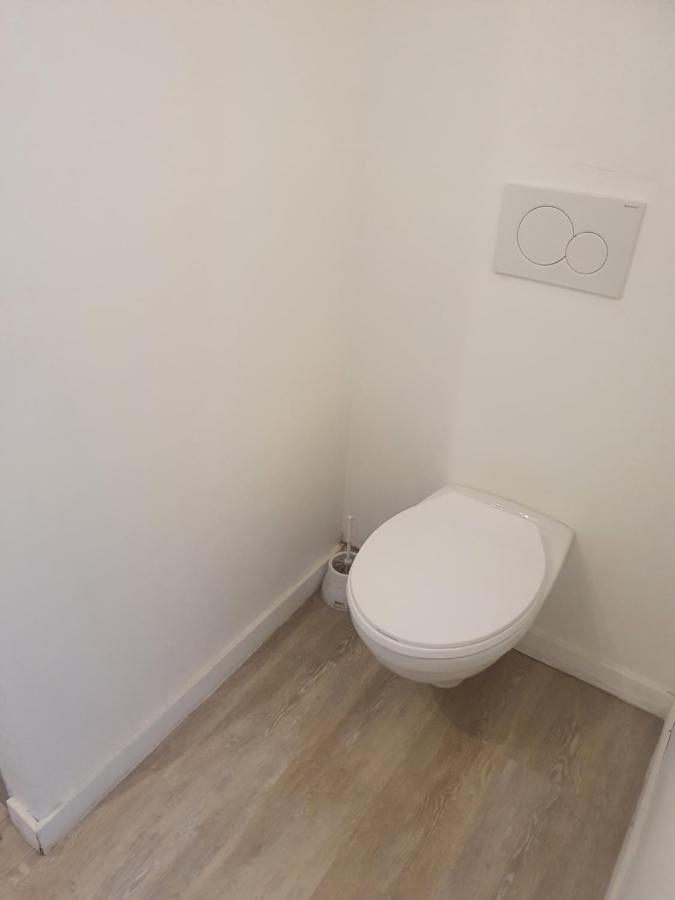 B96 Appart 2 Bedrooms Bruselas Exterior foto
